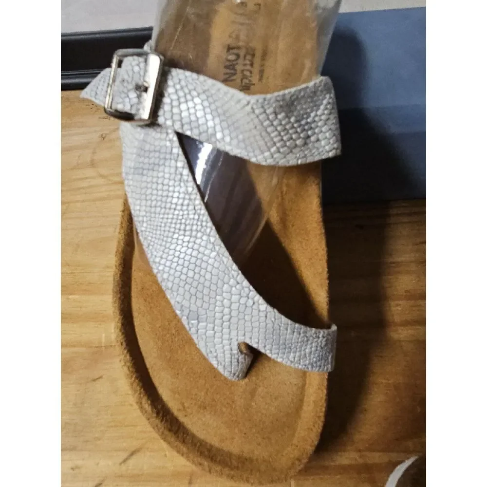 NAOT New Women's‎ Tahoe Classic Thong Sandal Silver Snake 39/ L8